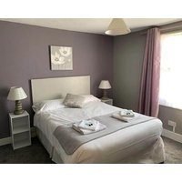 The Kings Head ex Kat Public House