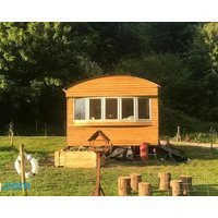 Shepherds Huts Ham Hill 2 double beds Bathroom Lounge Diner Kitchen LOVE dogs & Cats Looking out to lake and by Ham Hill Country Park plus parki