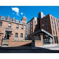 Roomzzz Newcastle City