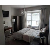 Lion House Bed & Breakfast with Restaurant