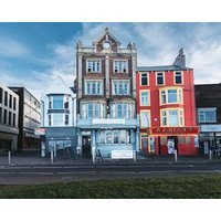 The Royal Bar & Shaker