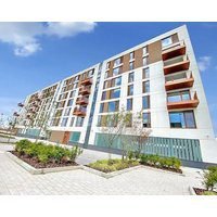 Gillinghams Best.great Discount 4 Long Term Stay.river View.netflix & Parking.