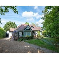 Pinewood Cottage Deluxe Self Catering Apartments