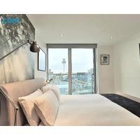 Sidemerseylivings Duplex -attique Private Penthouse Condo With Terrace And Secured Parking