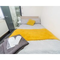 Spacious studio near city centre!