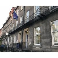 Travelodge Edinburgh Central Queen Street