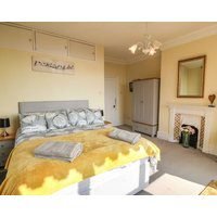 Gwel Y Castell Castle View