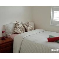 BIENVENUE in NEWHAVEN Luxury superking OR standard OR budget rooms