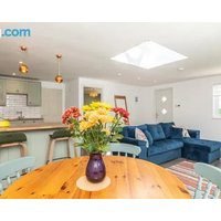 Beach Hills Food Scenic Walks-the Kelp House.