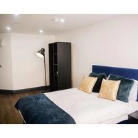 New Oxford House Apartments By Happy Days