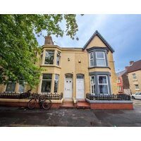 Five Seasons Liverpool City - Modern Studios near Anfield