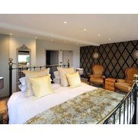 Crescent Turner Hotel