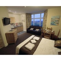 Hotel Pier View And Apartments