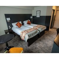 Cat & Lion Country Pub and Hotel