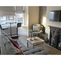 Boutique Apartment In Great Location With Private Parking