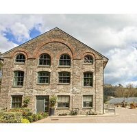 8 The Pottery Dartmouth