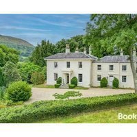 Pantybeiliau House Bed & Breakfast