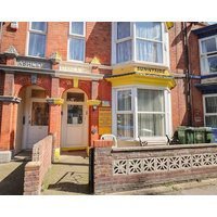 Sunnyside Holiday Apartment 1