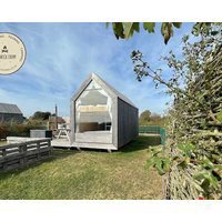 Lushna 1 Mezzanine at Lee Wick Farm Cottages & Glamping