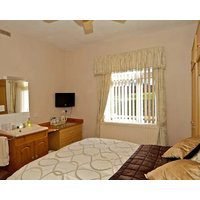 The Kingswood Guest House - Adult Only