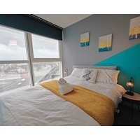 City Centre Apartment Titanic Views That Sleeps 5