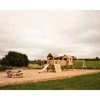 Rose - A Shepherds Hut That Sleeps 2 Guests In 1 Bedroom