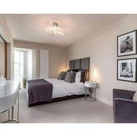 Castle Penthouse - One Bedroom Apartment Sleeps 2