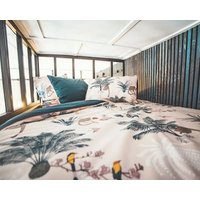 Unique & Stylish Studio With Parking & Terrace