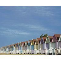 Lighthouse Retreat - A Stones Throw From West Mersea Beach