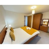 Luxury Tower Bridge Apartment