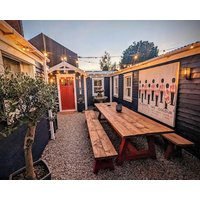 Sheddington Manor - 2 Bedroom Guest House & Cinema