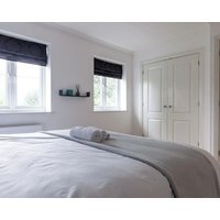 Comfortable 4-bedroom House/ Park View/ Pet Friendly/ Close To The Hospital