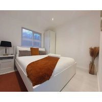 Modern 1 Bed Cabin With Infrared Sauna And Inbuilt Bluetooth Speaker