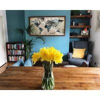 Bright book-filled flat in artsy Stokes Croft