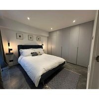 Two Bedroom House In Kilburn