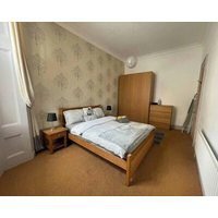 Stunning West End Flat!