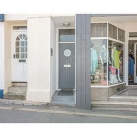 Coxswains Watch With A Garden In Salcombe Ref 995360