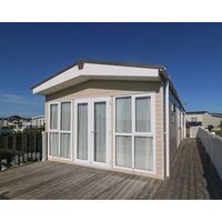 Seafront Holiday Home 2