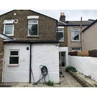 Immaculate 4-bed House In Enfield Near Enfield Loc