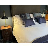 Edinburgh Castle Hideaway Lawnmarket Royal Mile