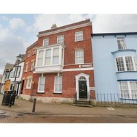 Monarch Romantic Character Holiday Cottage In Brewers Quay Harbour