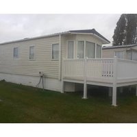 Pet Friendly 2 Bed Caravan In Coopers Beach