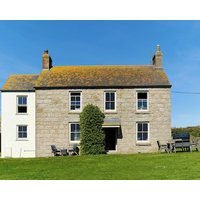 Higher Roskestal Pet Friendly With Open Fire In Porthgwarra