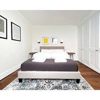 Museum ST Central Soho Apartment