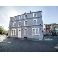 OYO The Cumberland Hotel