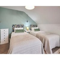 Host & Stay - Arlington House Hotel