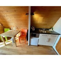 Megapod 1 At Lee Wick Farm Glamping