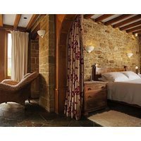 A Spacious And Luxurious Retreat For Couples Near Great Tew