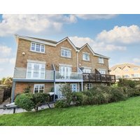 Waters Edge Pet Friendly With A Garden In Wyke Regis Ref 994759