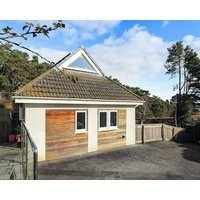 1 Bedroom Accommodation In Carlyon Bay